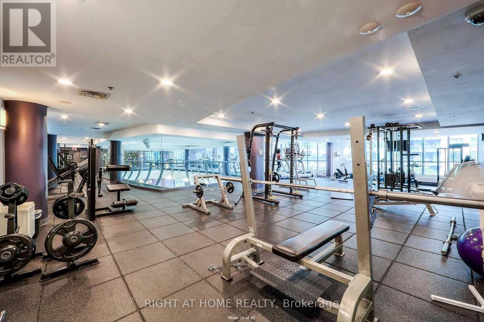 2502 - 219 Fort York Boulevard, Toronto, ON - Indoor Photo Showing Gym Room