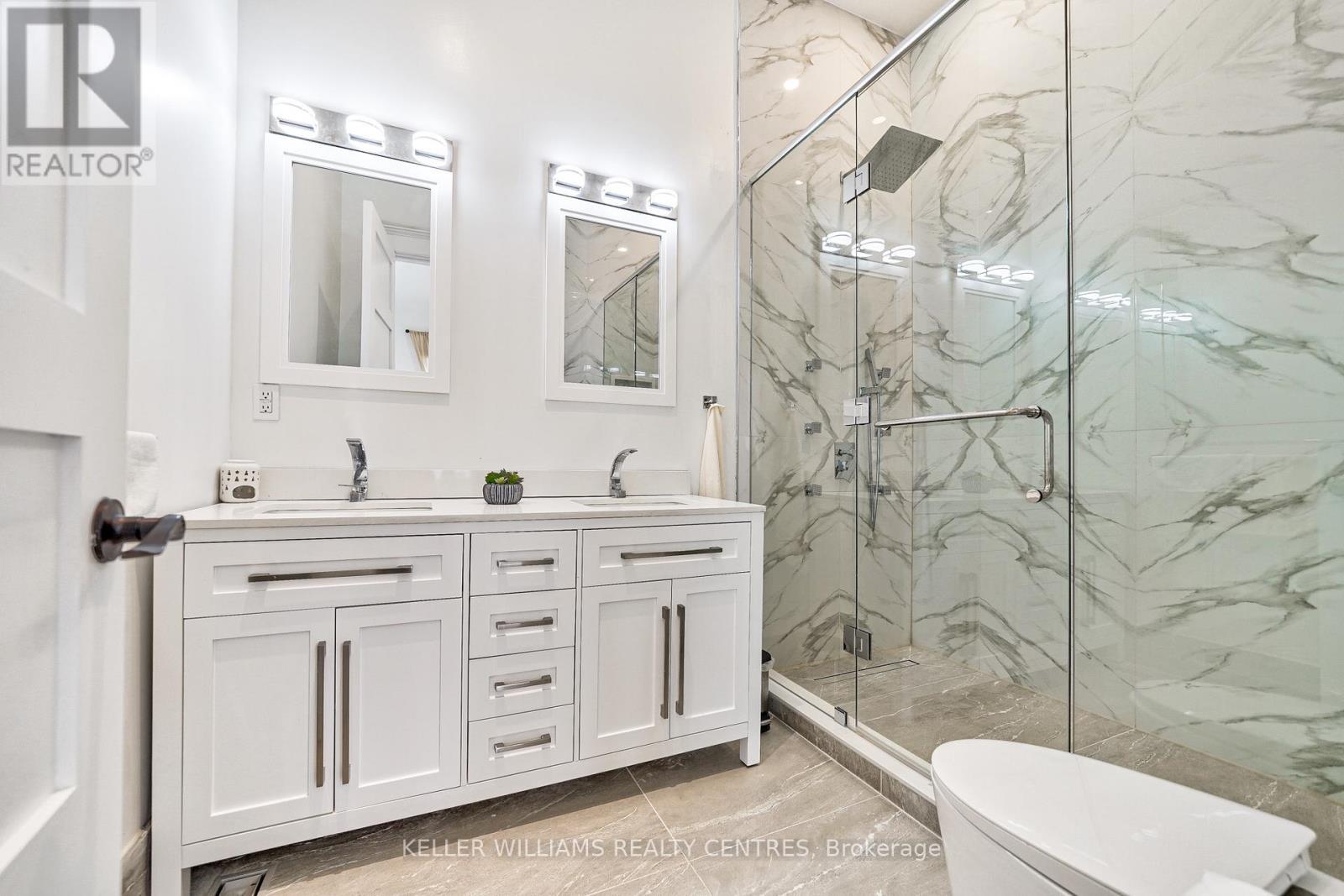6196 Ravenshoe Road, Georgina, ON - Indoor Photo Showing Bathroom