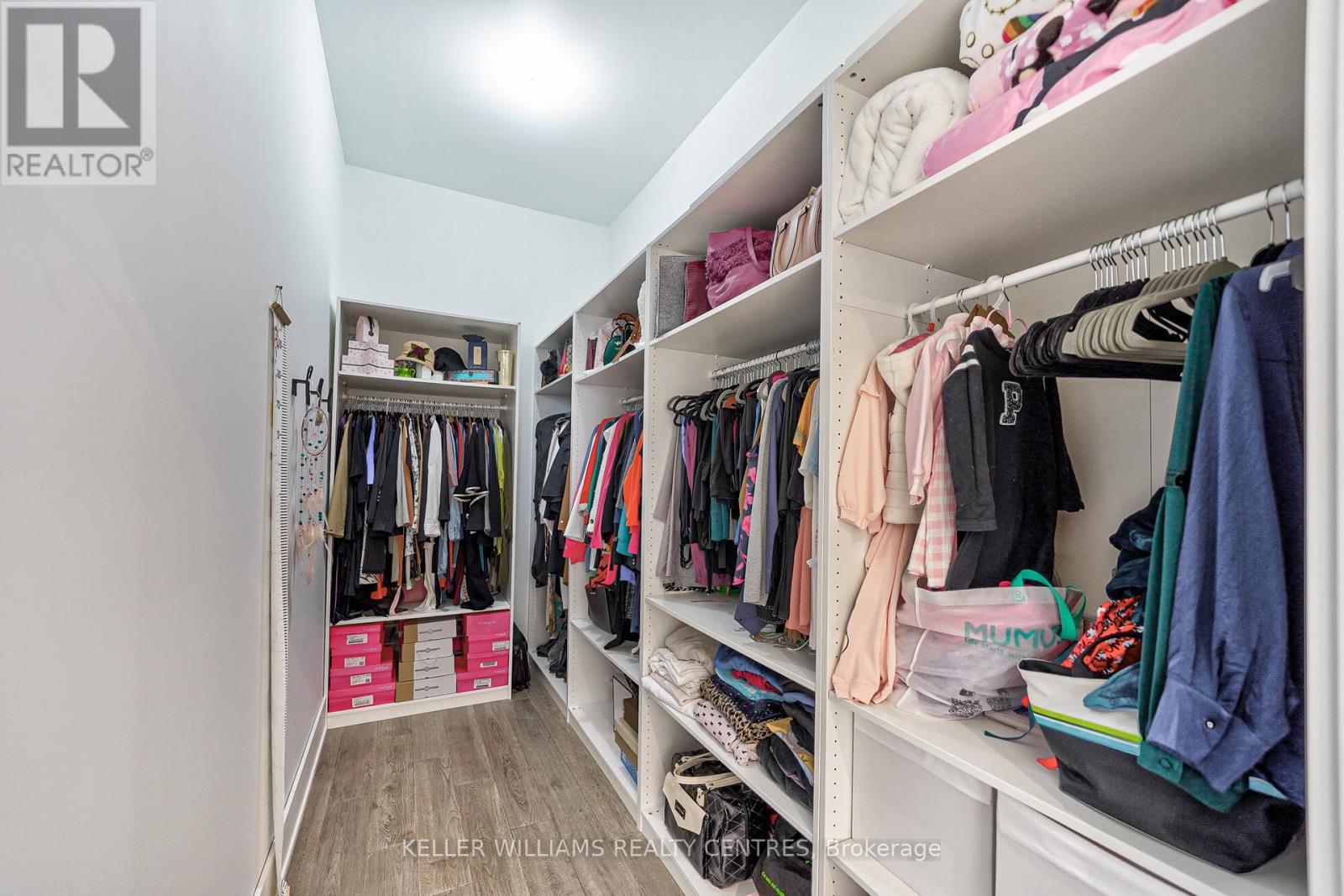 6196 Ravenshoe Road, Georgina, ON - Indoor With Storage