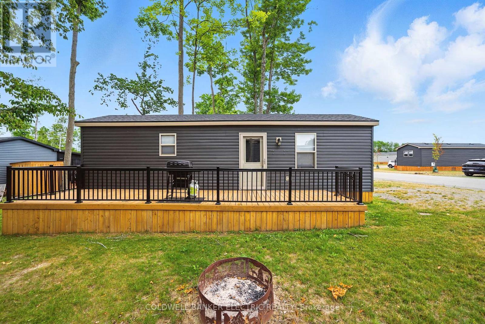 40 Stand - 1235 Villiers Line, Otonabee-South Monaghan, ON - Outdoor