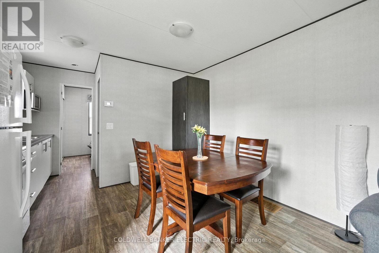 40 Stand - 1235 Villiers Line, Otonabee-South Monaghan, ON - Indoor Photo Showing Dining Room