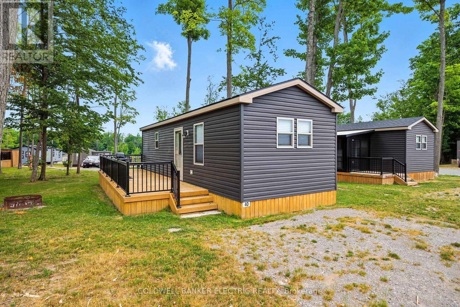 40 Stand - 1235 Villiers Line, Otonabee-South Monaghan, ON - Outdoor With Exterior