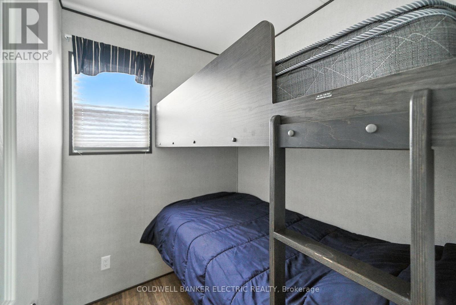 40 Stand - 1235 Villiers Line, Otonabee-South Monaghan, ON - Indoor Photo Showing Other Room