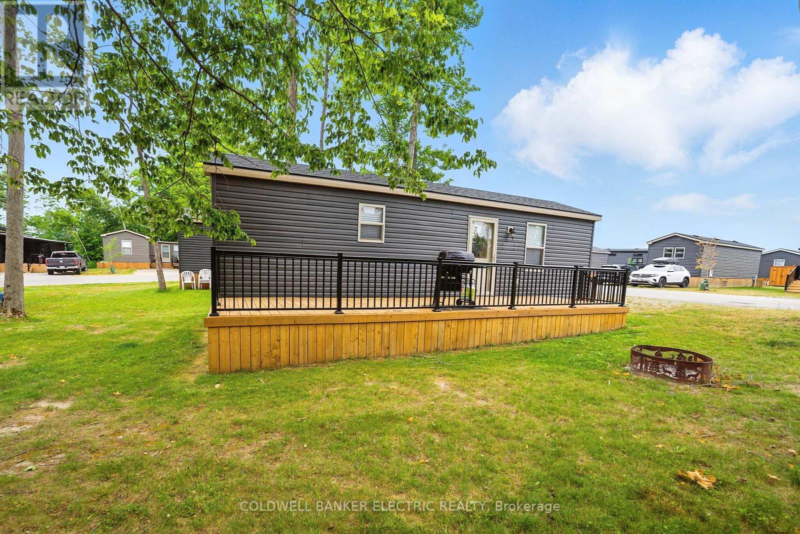 40 Stand - 1235 Villiers Line, Otonabee-South Monaghan, ON - Outdoor