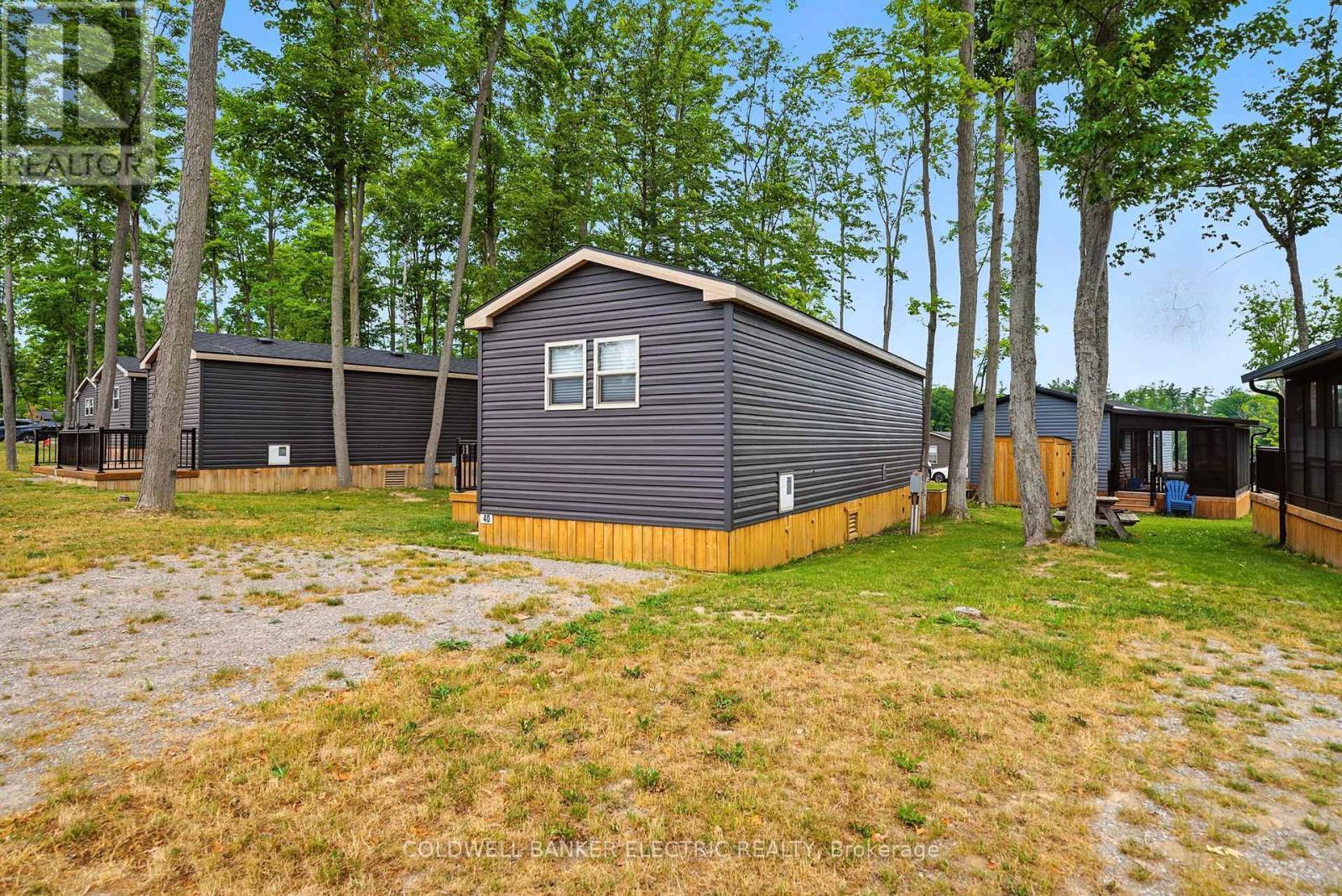 40 Stand - 1235 Villiers Line, Otonabee-South Monaghan, ON - Outdoor With Exterior