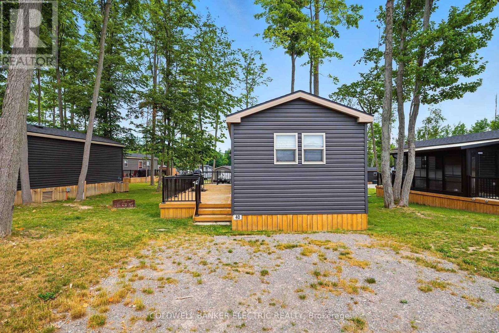 40 Stand - 1235 Villiers Line, Otonabee-South Monaghan, ON - Outdoor