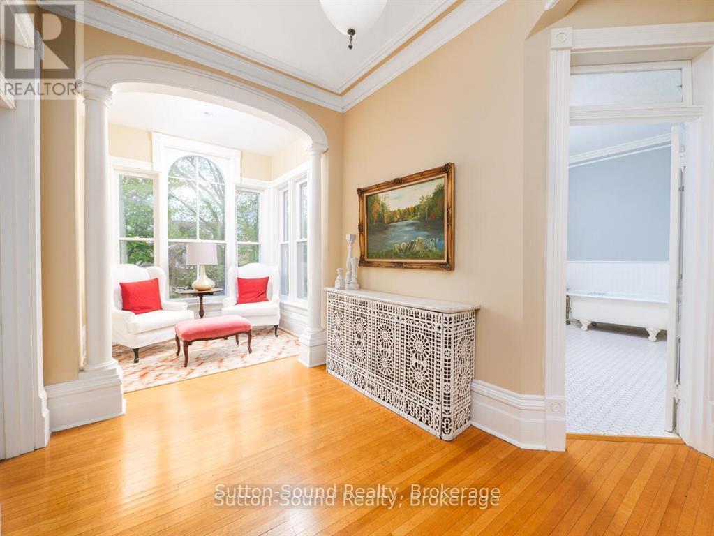 2nd level of tower and 2nd floor landing - 932 3Rd Avenue W, Owen Sound, ON - Indoor Photo Showing Other Room