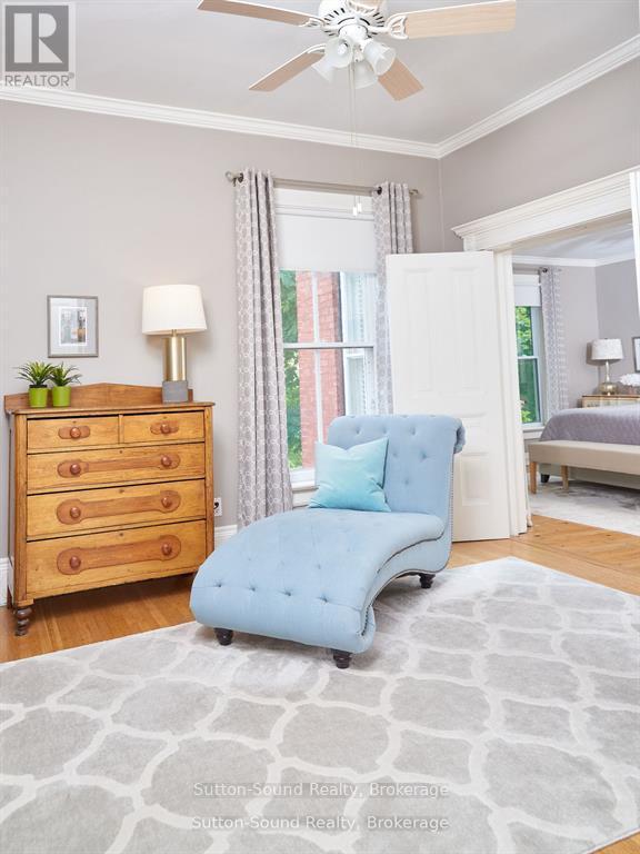 change room off the primary - 932 3Rd Avenue W, Owen Sound, ON - Indoor Photo Showing Bedroom