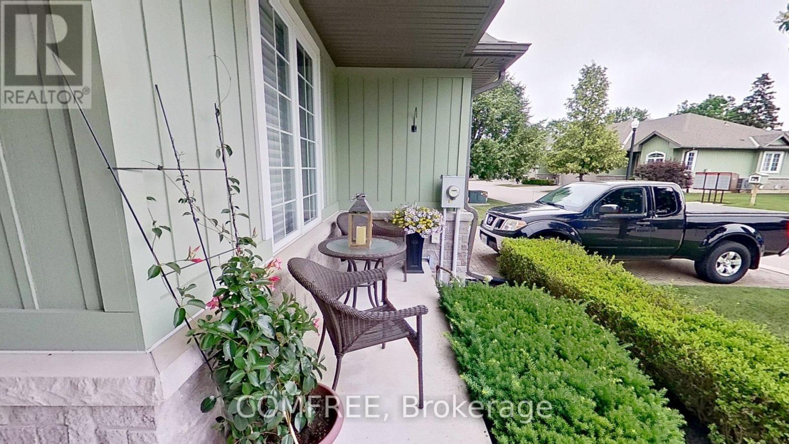 23 - 23 Oakwood Links Lane, South Huron (Stephen), ON - Outdoor