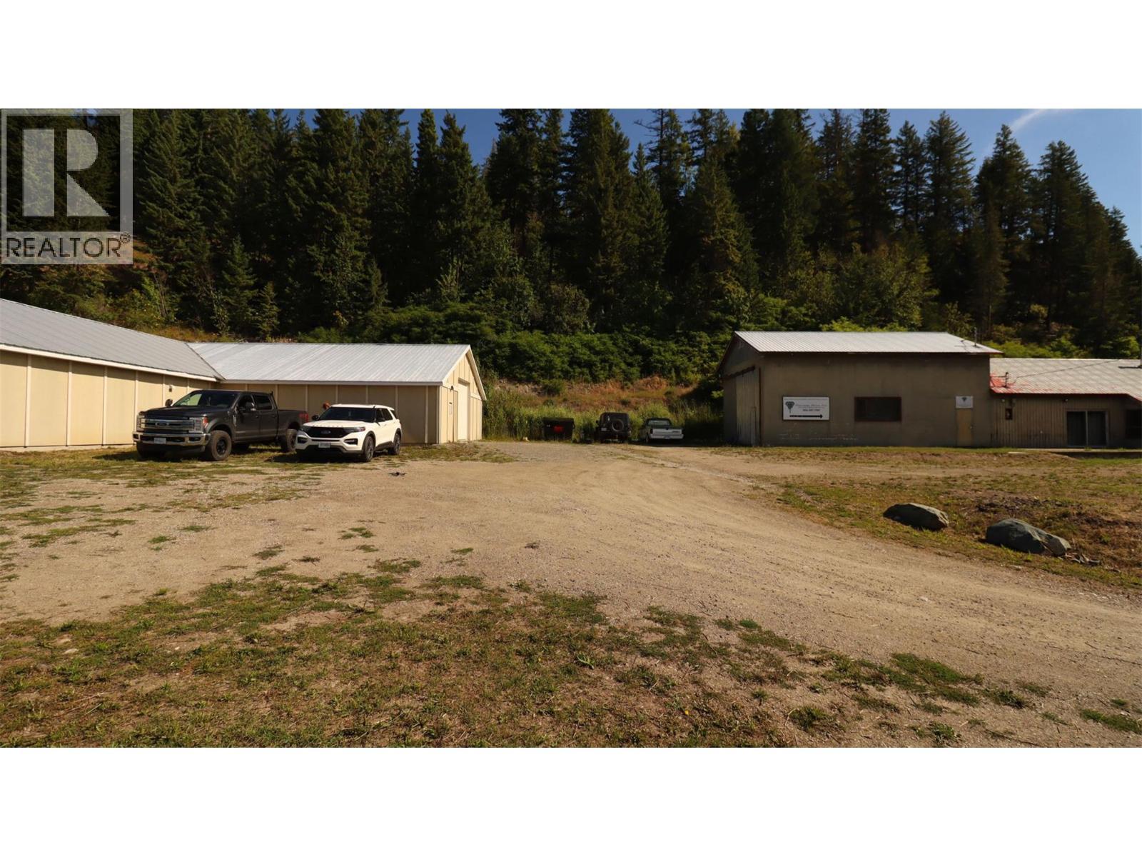 5795 Squilax-Anglemont Road, Celista, BC - Outdoor