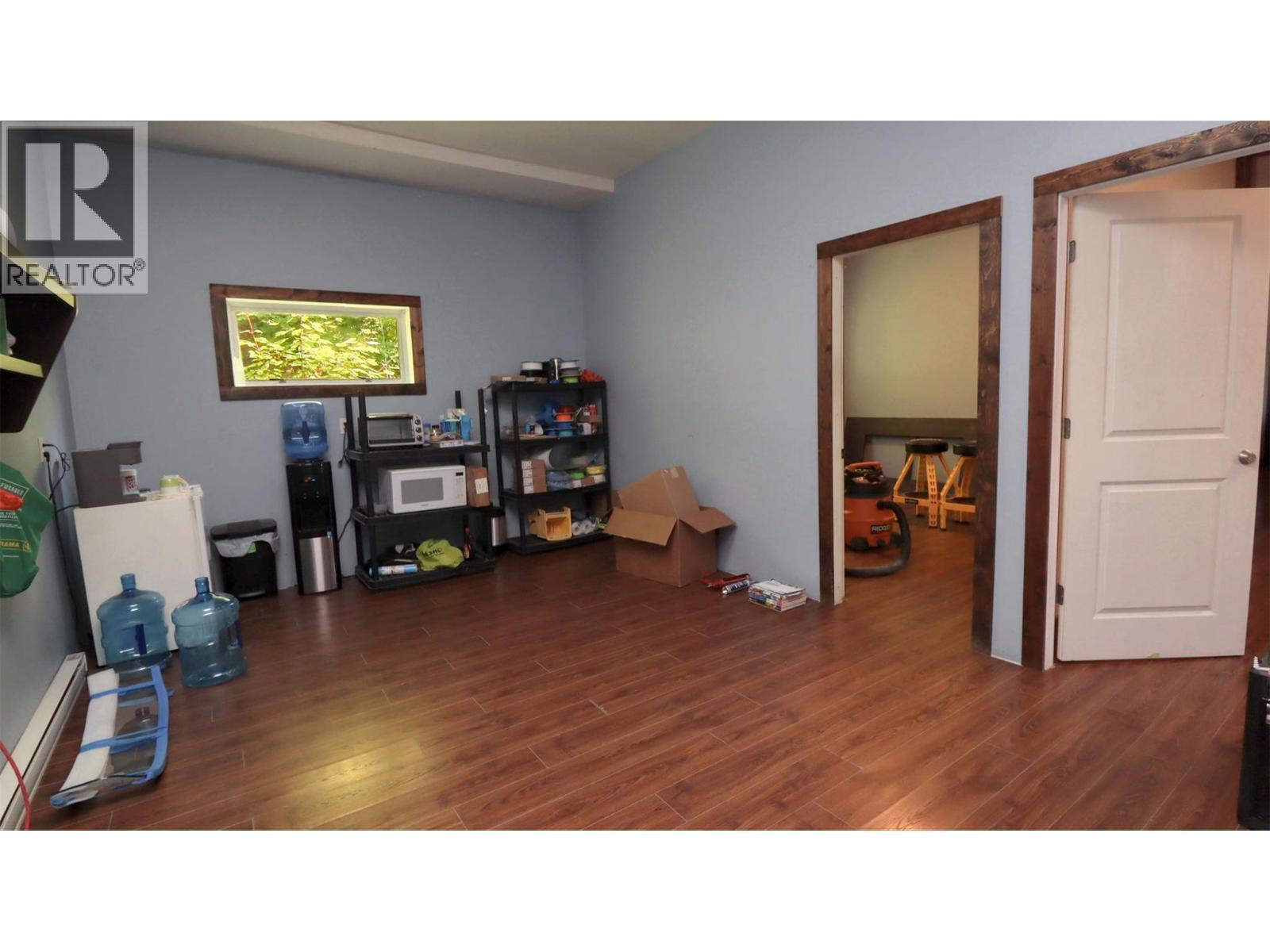 5795 Squilax-Anglemont Road, Celista, BC - Indoor