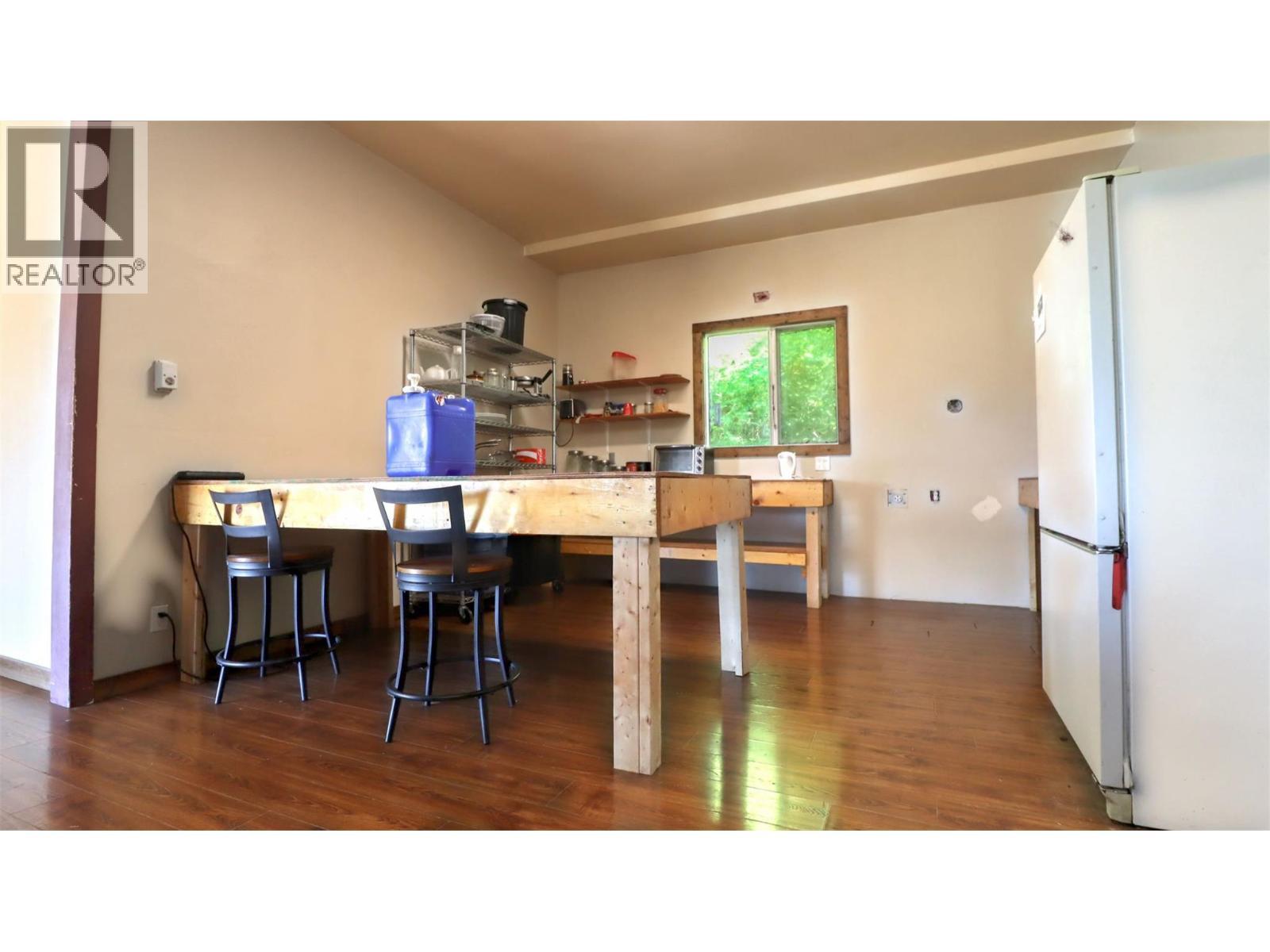 5795 Squilax-Anglemont Road, Celista, BC - Indoor Photo Showing Dining Room