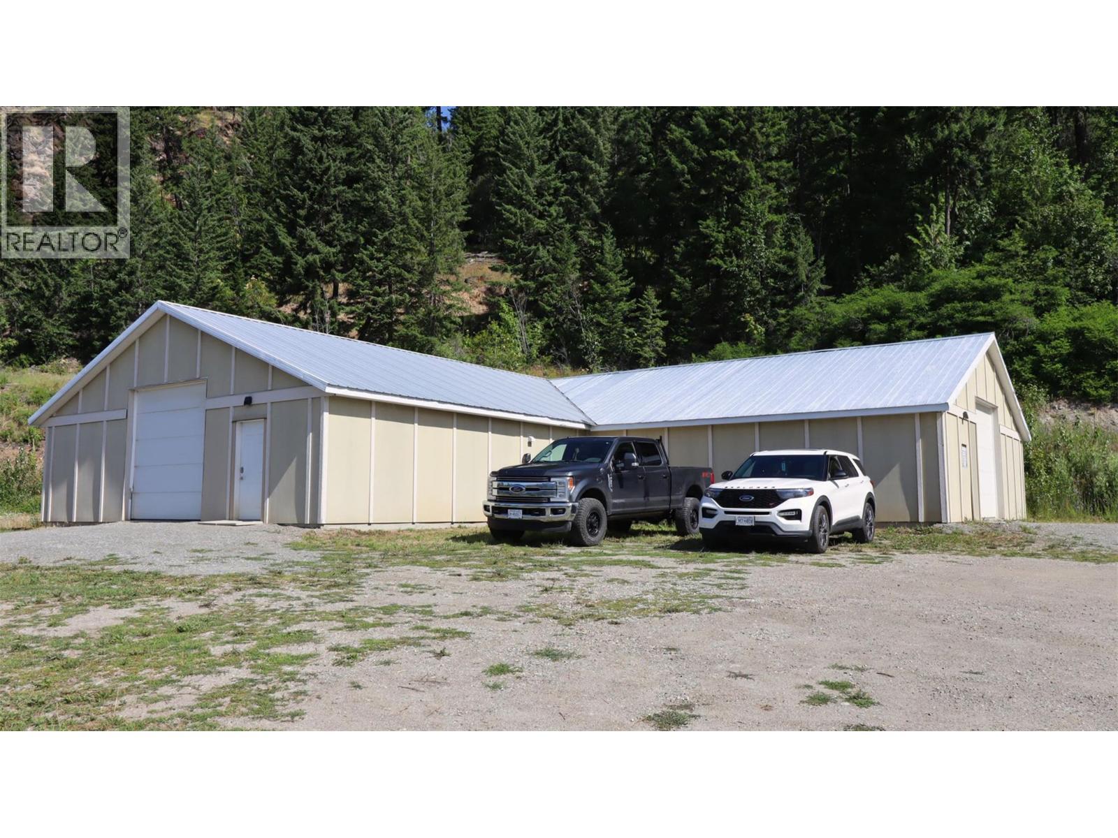 5795 Squilax-Anglemont Road, Celista, BC - Outdoor