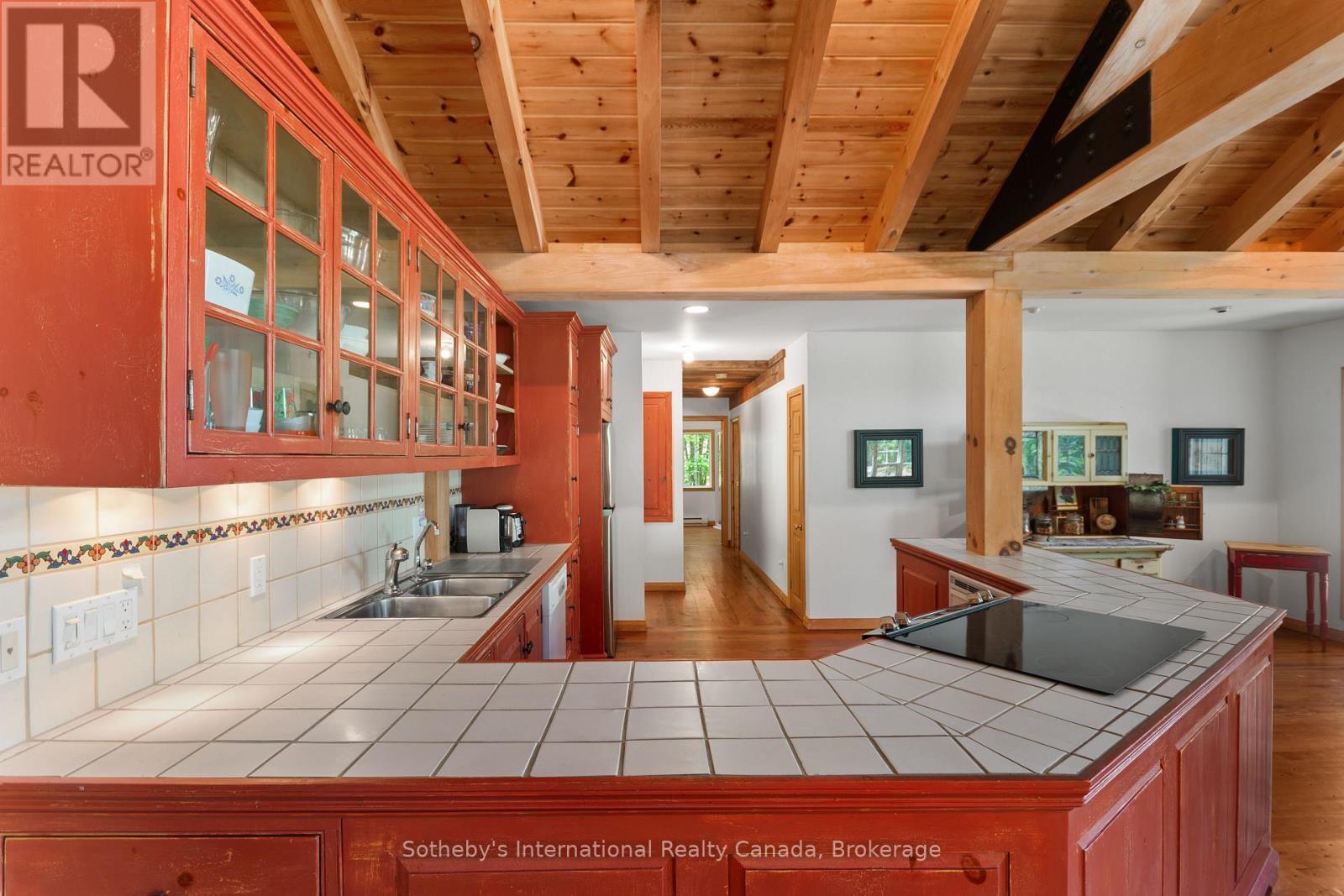 520 Is 80 Go Home Lake, Georgian Bay (Gibson), ON - Indoor Photo Showing Kitchen With Double Sink