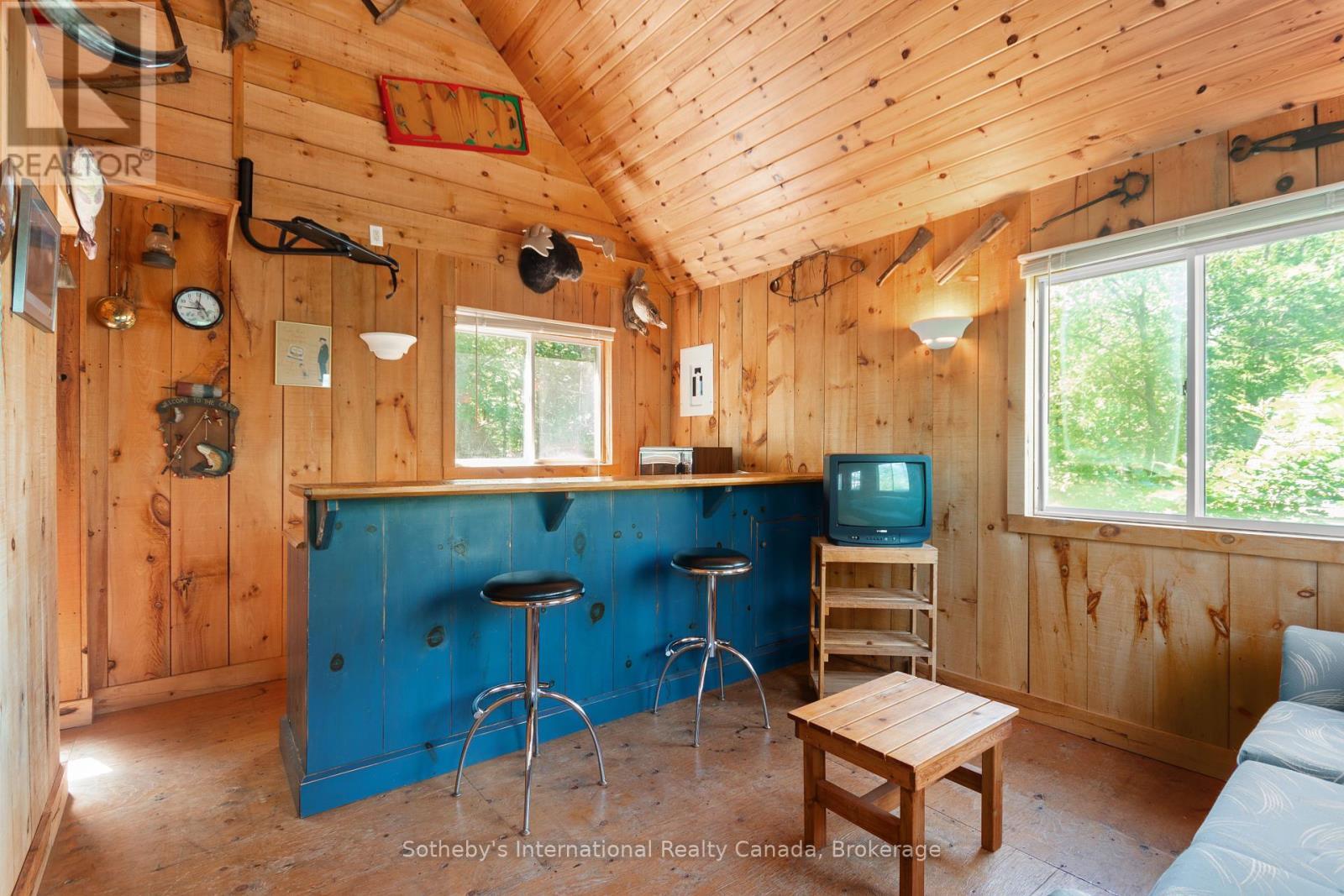 520 Is 80 Go Home Lake, Georgian Bay (Gibson), ON - Indoor