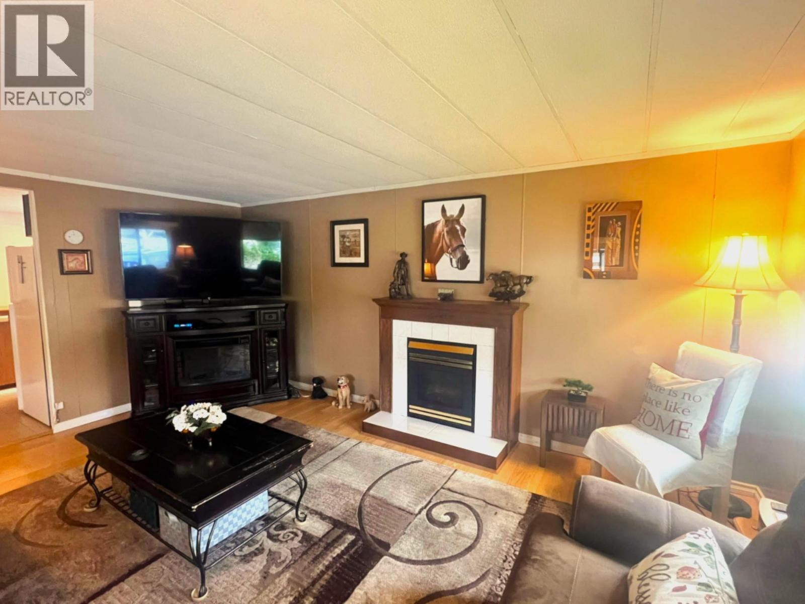 Living Room - 1999 97 Highway S Unit# 197, Kelowna, BC