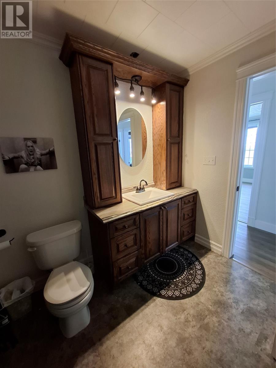 80A Loop Road, Anchor Point, NL - Indoor Photo Showing Bathroom