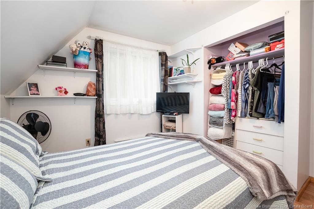 125 Elmwood Dr, Moncton, NB