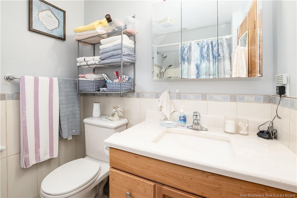 125 Elmwood Dr, Moncton, NB