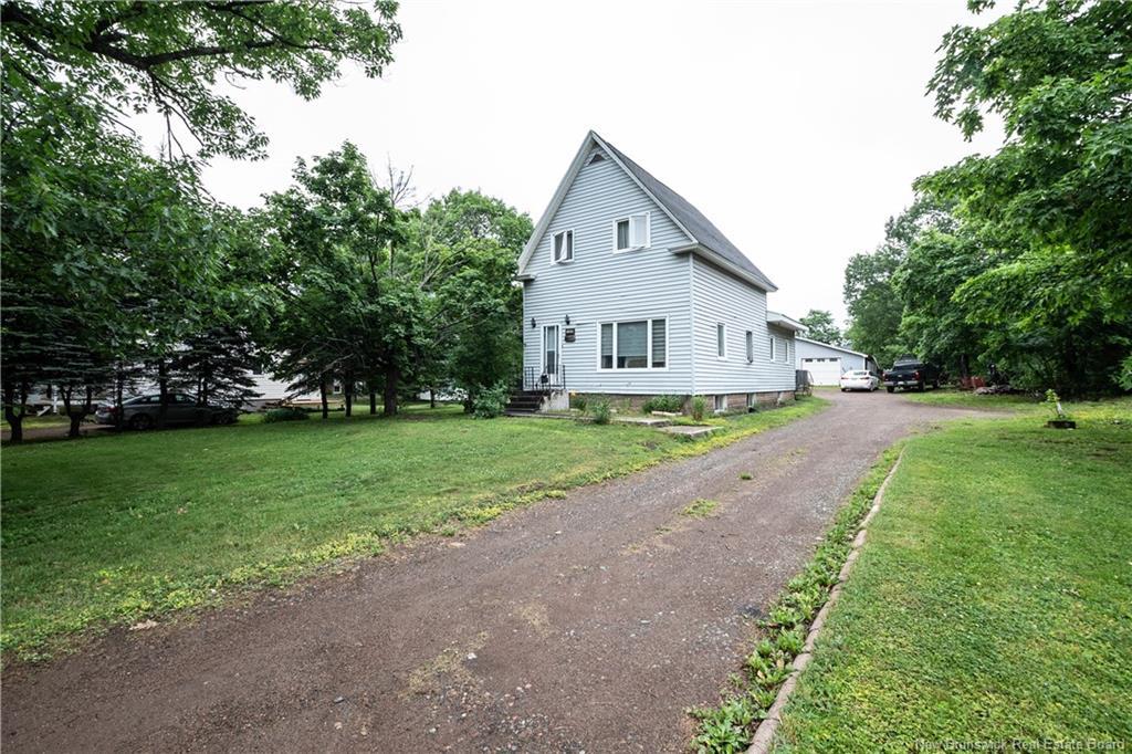 125 Elmwood Dr, Moncton, NB