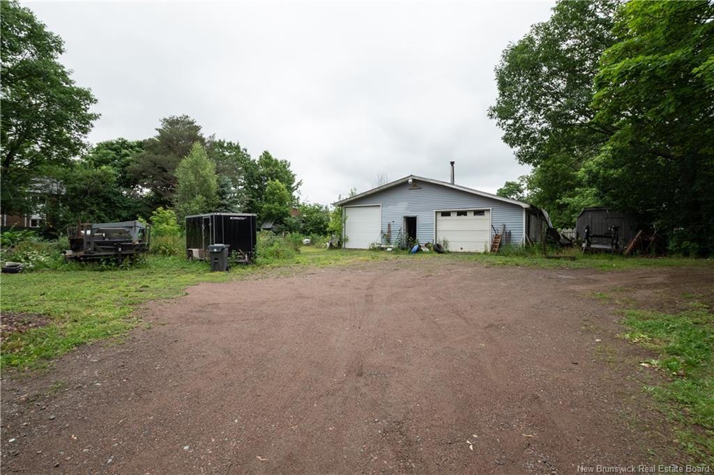 125 Elmwood Dr, Moncton, NB