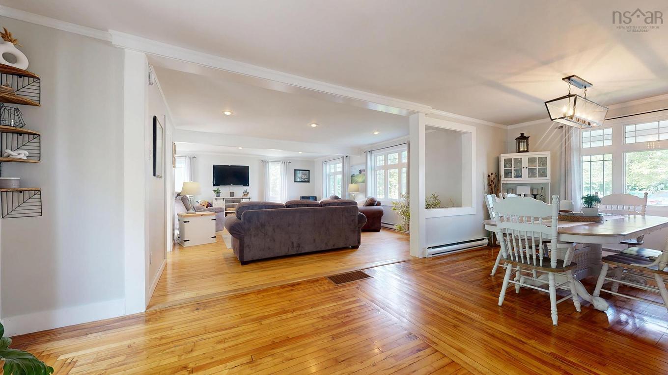 36 North Street, Lockeport, NS