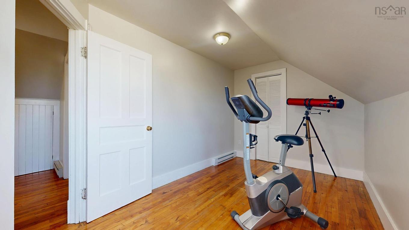 36 North Street, Lockeport, NS