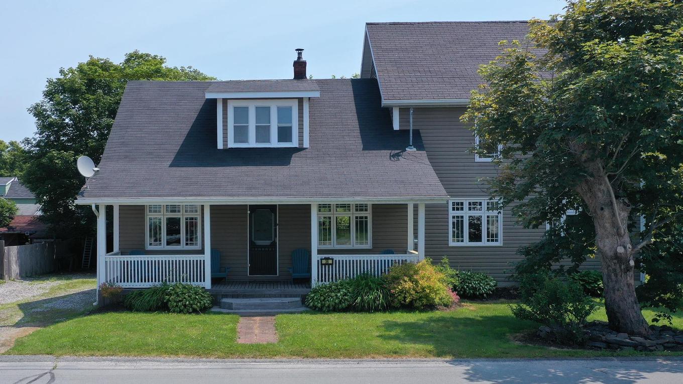 36 North Street, Lockeport, NS