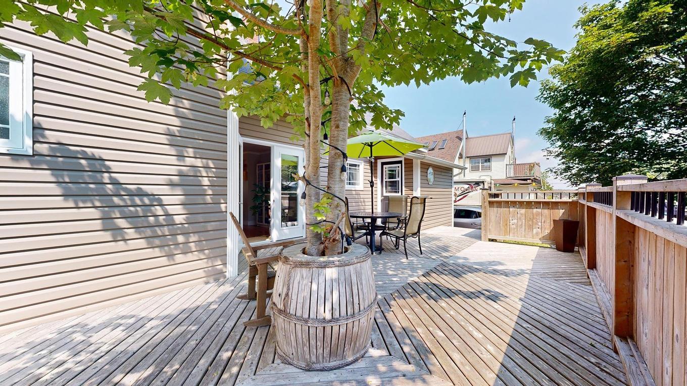 36 North Street, Lockeport, NS