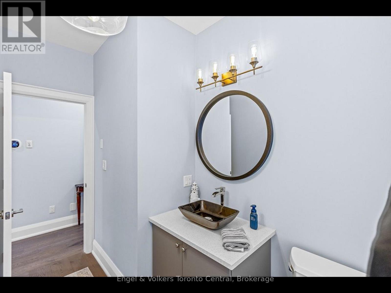 81 Spruce Street, Tiny, ON - Indoor Photo Showing Bathroom