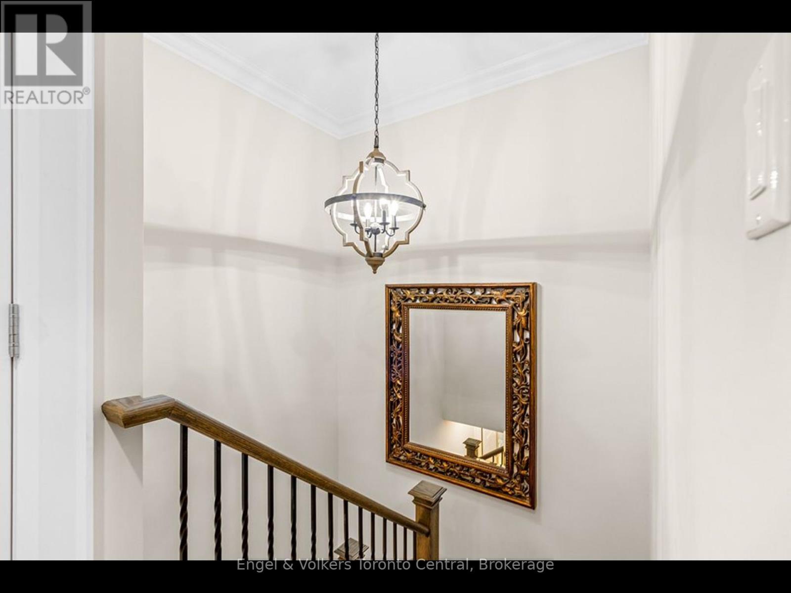 81 Spruce Street, Tiny, ON - Indoor Photo Showing Other Room