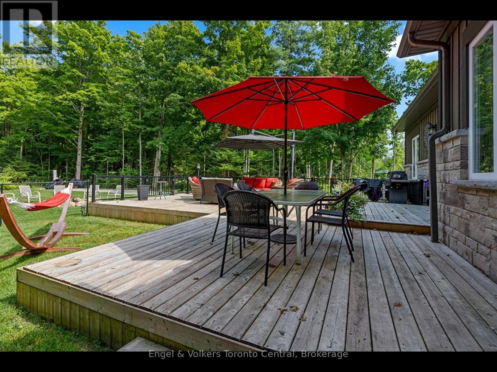 81 Spruce Street, Tiny, ON - Outdoor With Deck Patio Veranda With Exterior