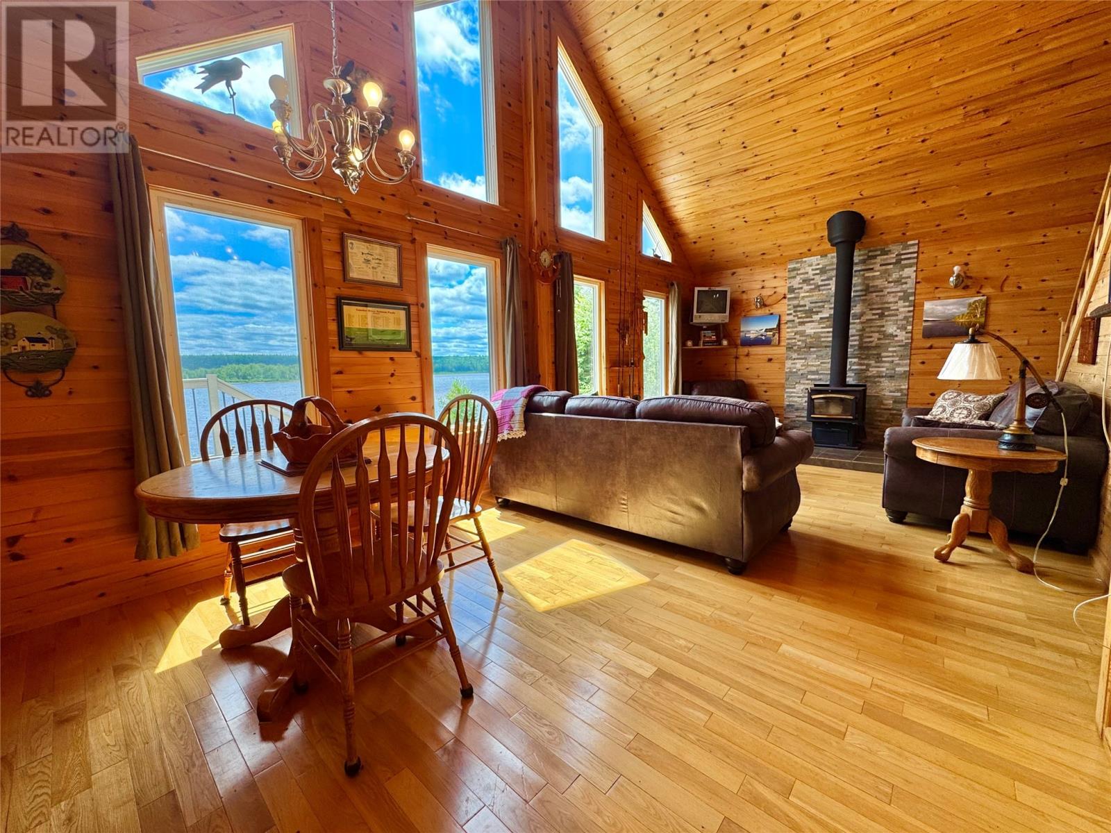 0 4Th Pond, Gander River, NL - Indoor