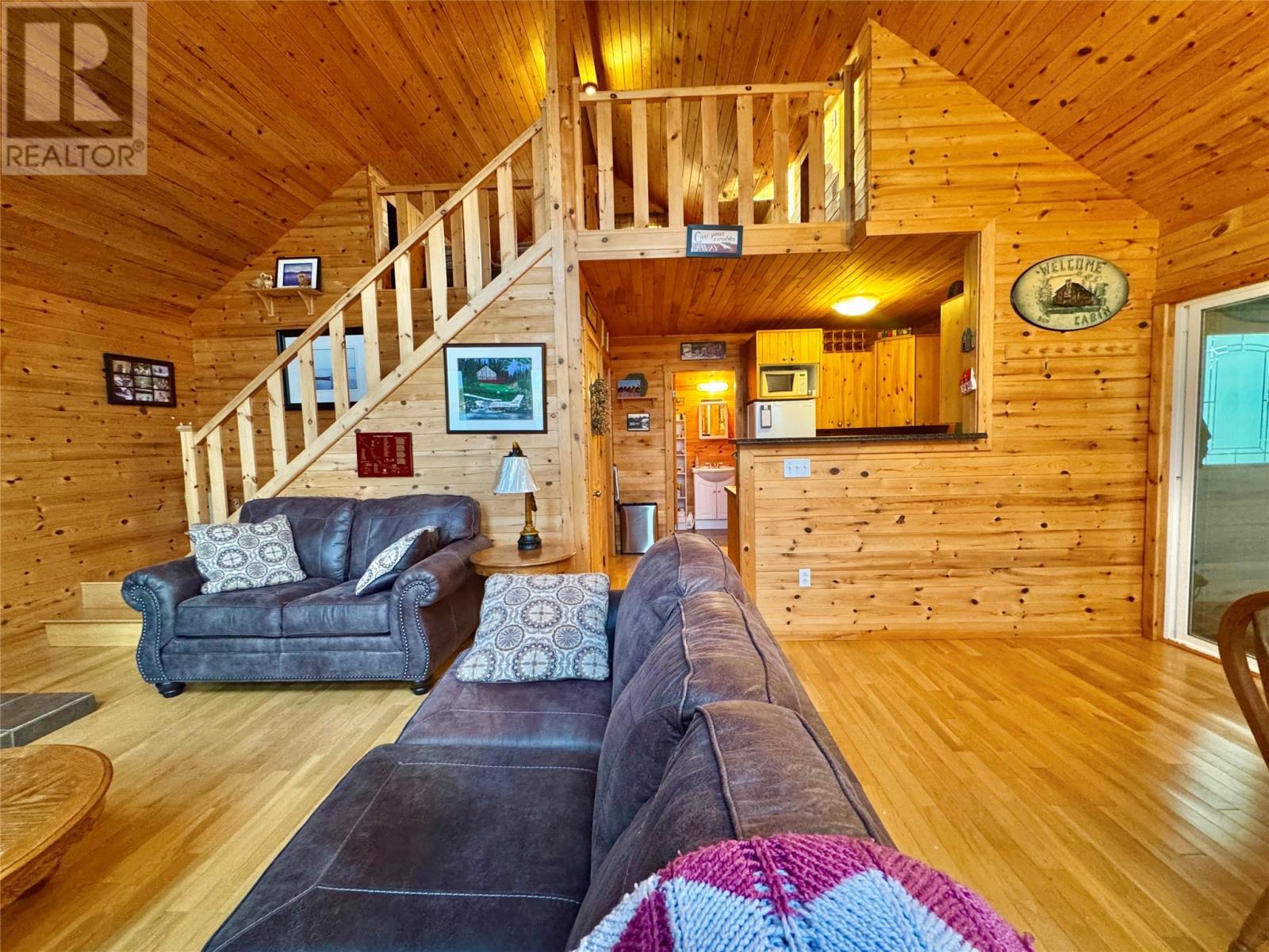 0 4Th Pond, Gander River, NL - Indoor