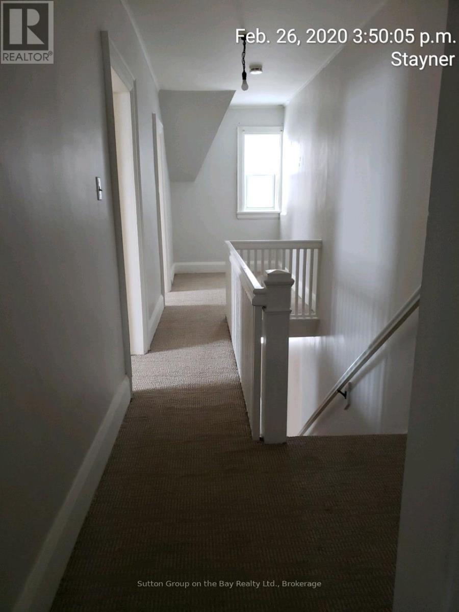 215 Cedar Street, Clearview (Stayner), ON - Indoor Photo Showing Other Room