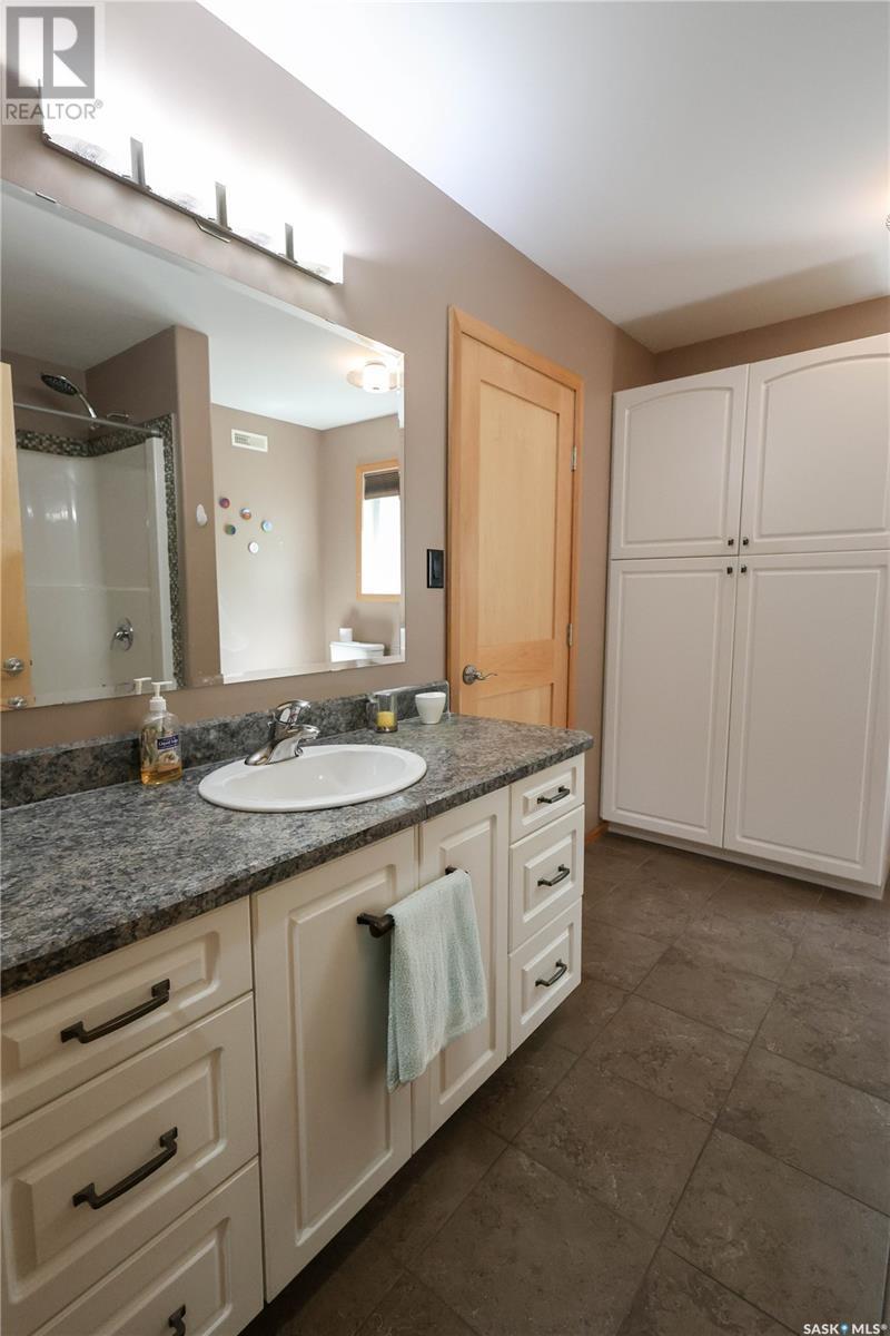 33 Carwin Park Drive, Lakeland Rm No. 521, SK - Indoor Photo Showing Bathroom