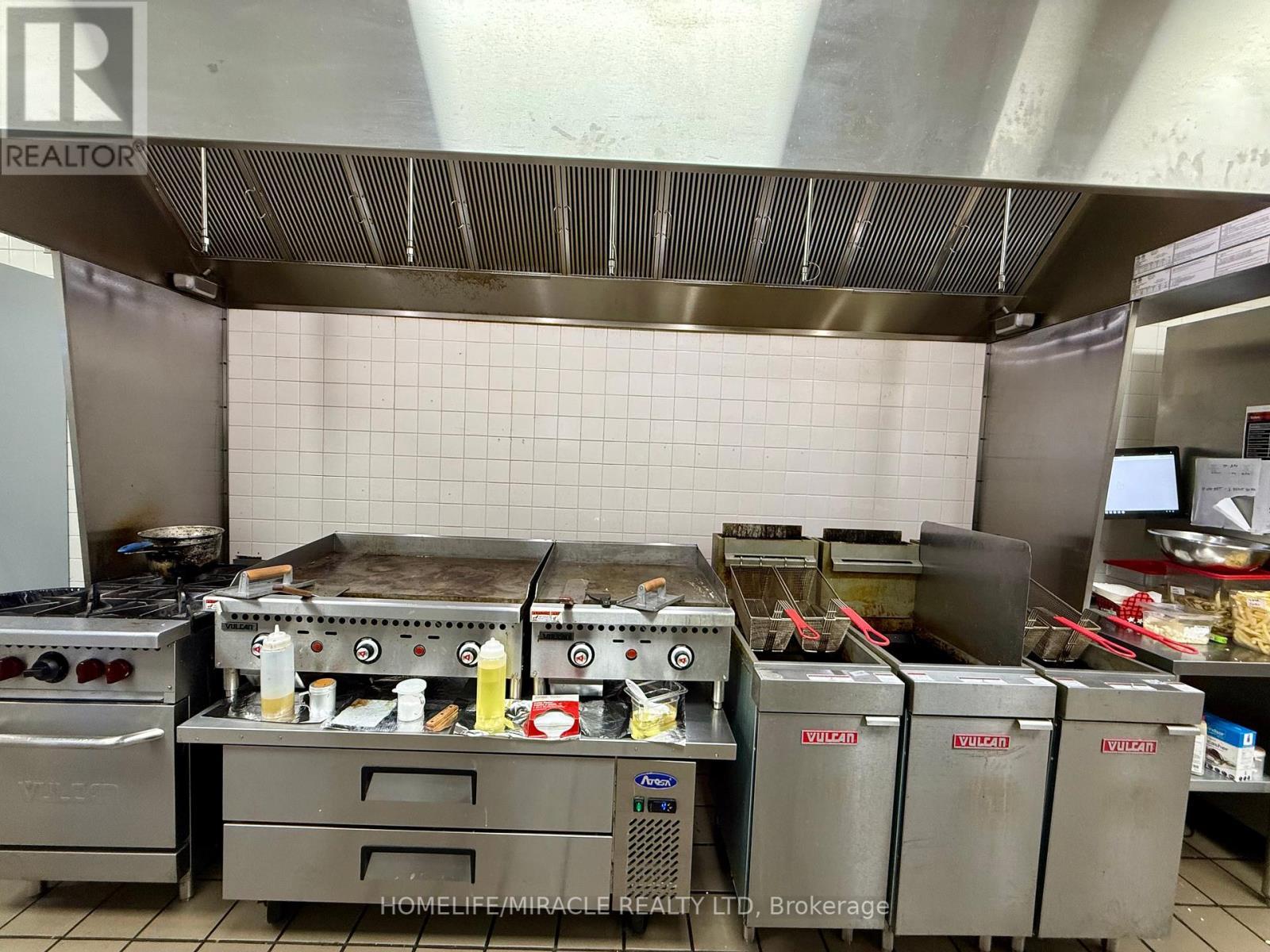 4515 Dundas Street, Burlington, ON