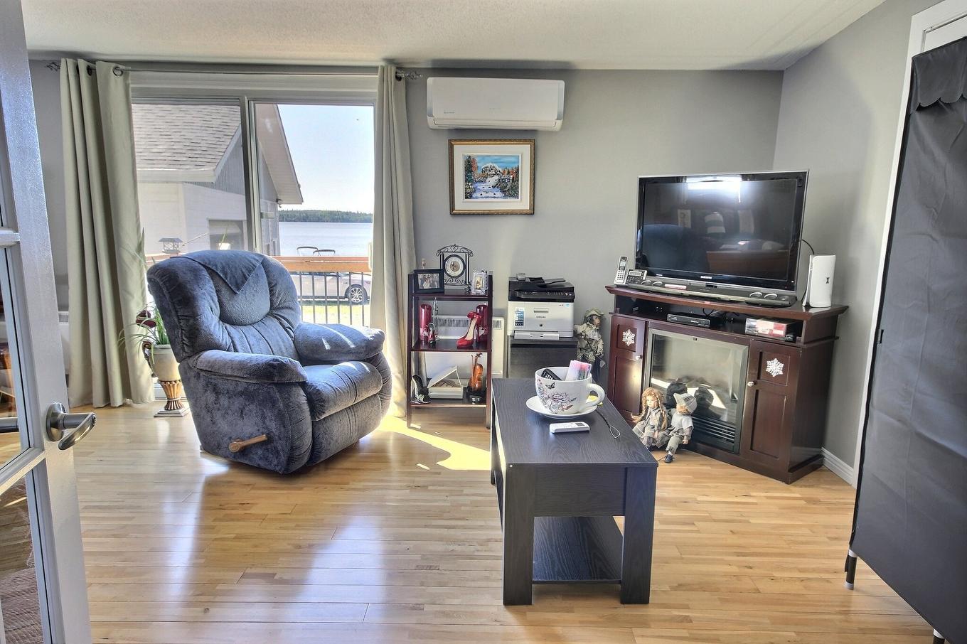 Chambre à coucher - 7796 Boul. Rideau, Rouyn-Noranda, QC - Indoor Photo Showing Living Room