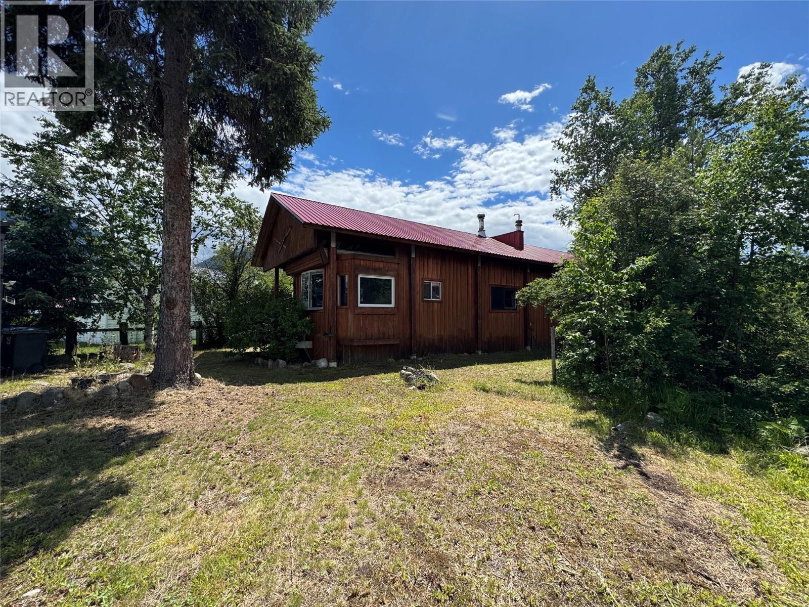 5922 Stewart Street, Blue River, BC