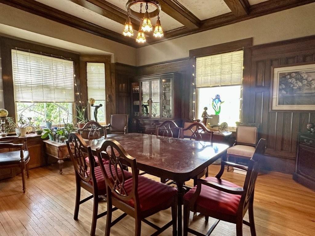 43 Summit Ave, Thunder Bay, ON - Indoor Photo Showing Dining Room