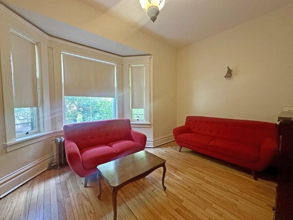43 Summit Ave, Thunder Bay, ON - Indoor Photo Showing Living Room