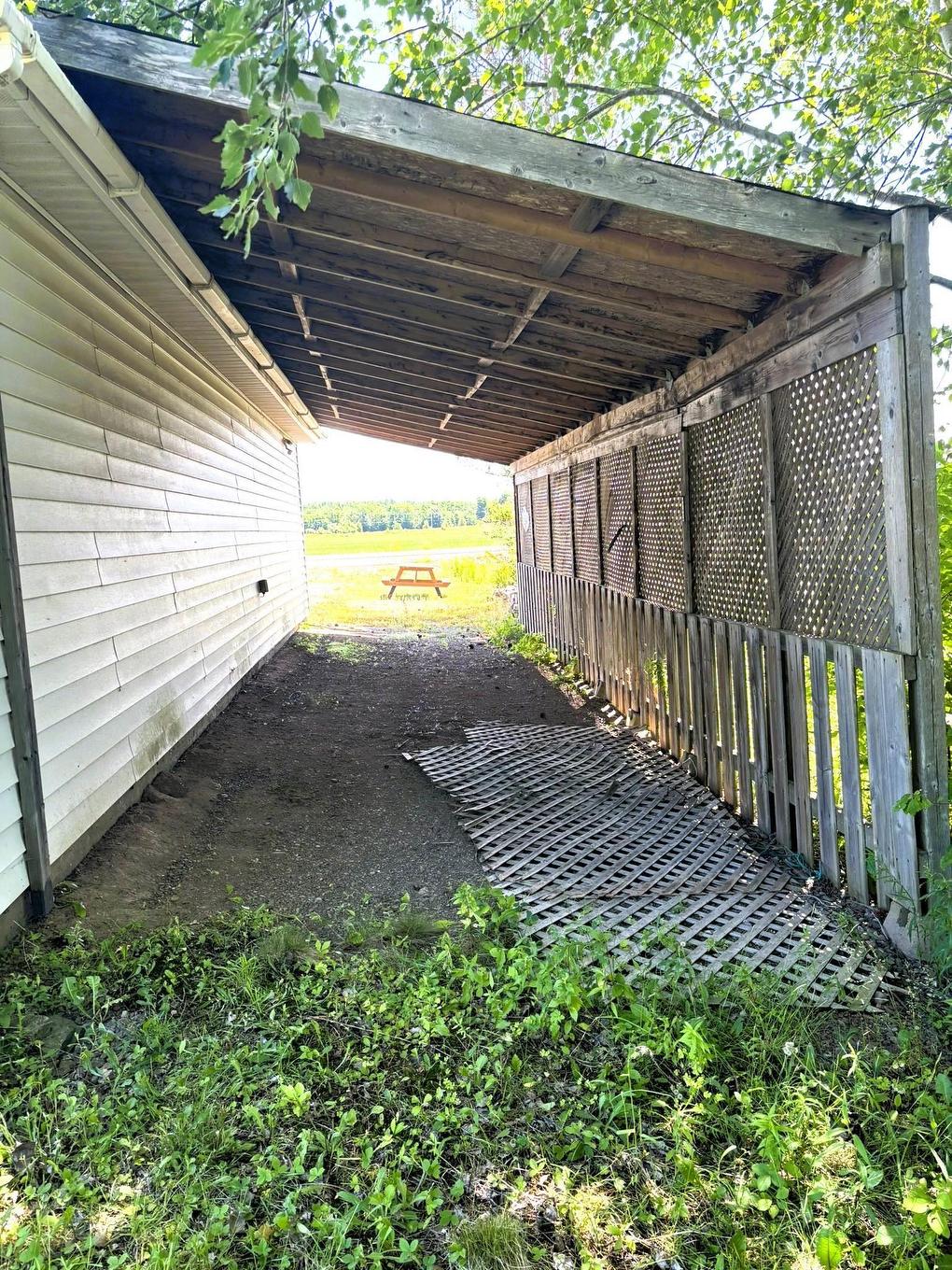 7643 Hwy#2 Highway, West Brook, NS