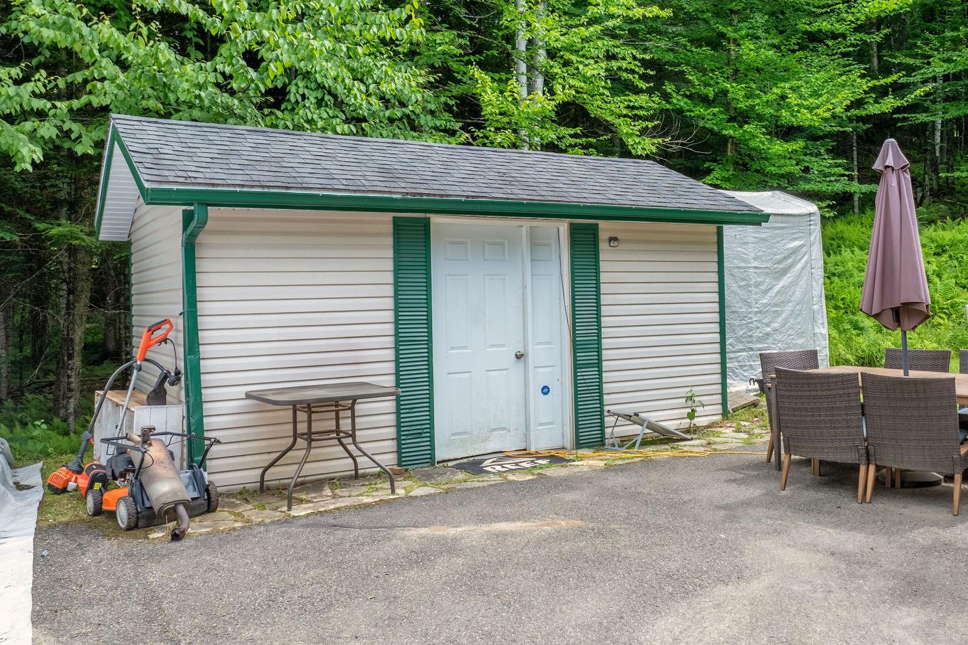 Shed - 412 Ch. Du Lac-Mercier, Mont-Tremblant, QC - Outdoor With Exterior