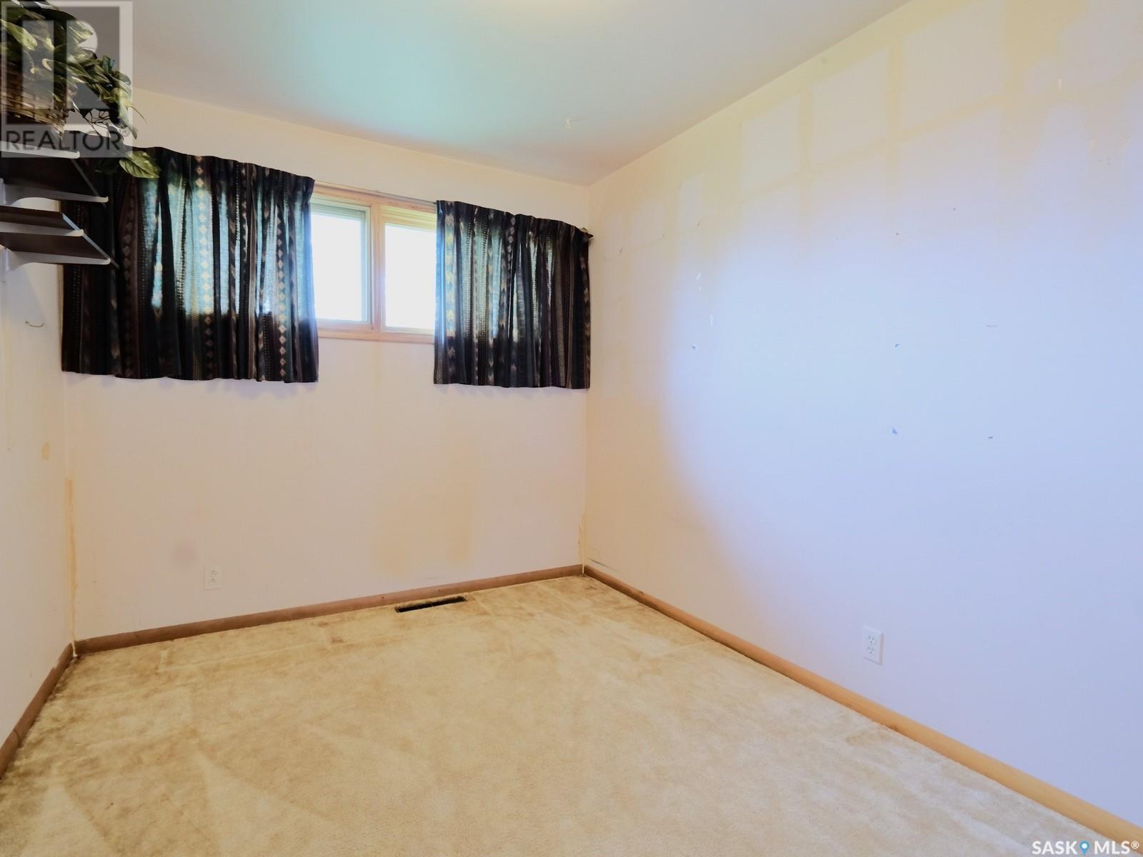 Paradise Lane, Milden Rm No. 286, SK - Indoor Photo Showing Other Room