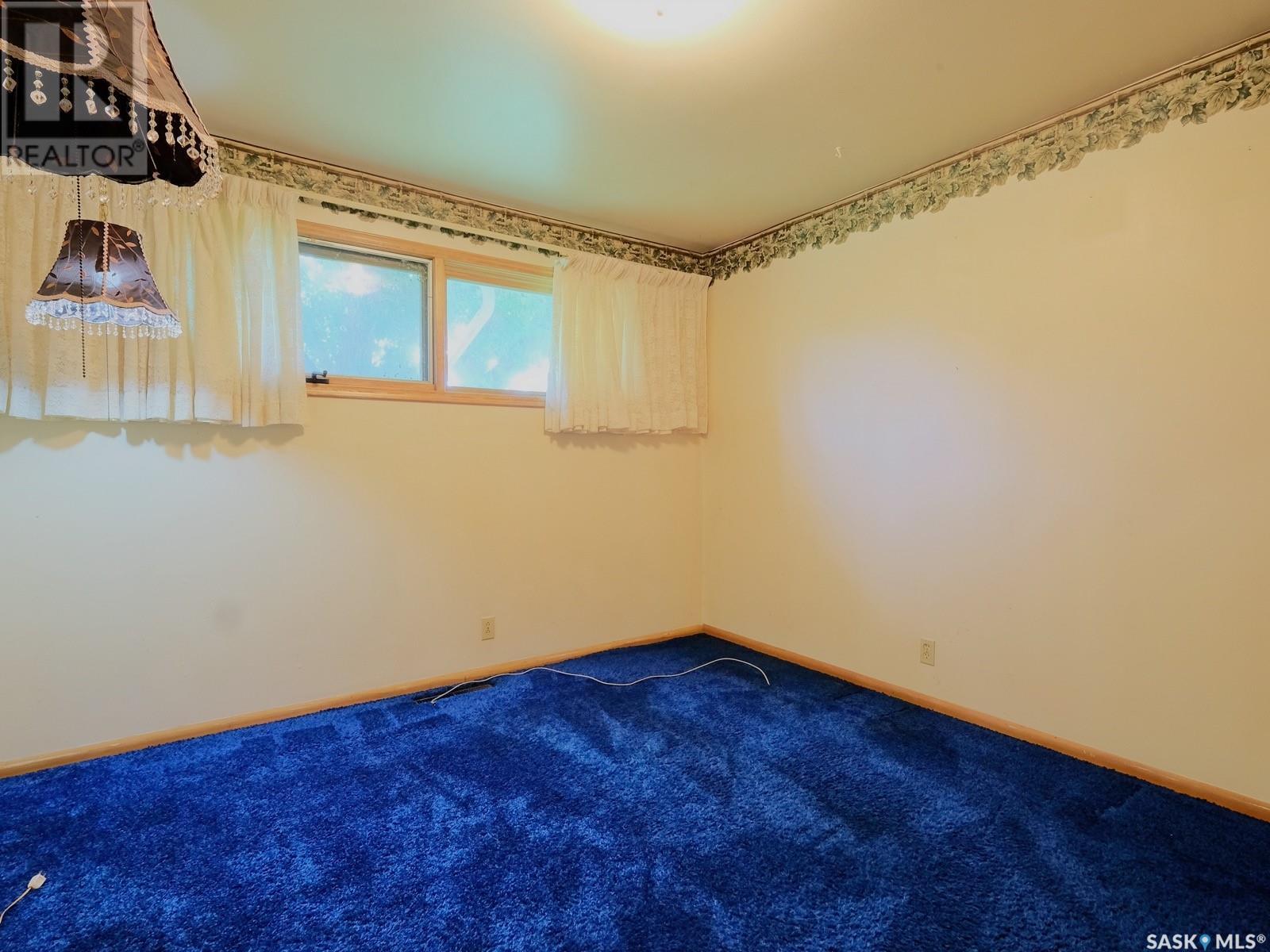 Paradise Lane, Milden Rm No. 286, SK - Indoor