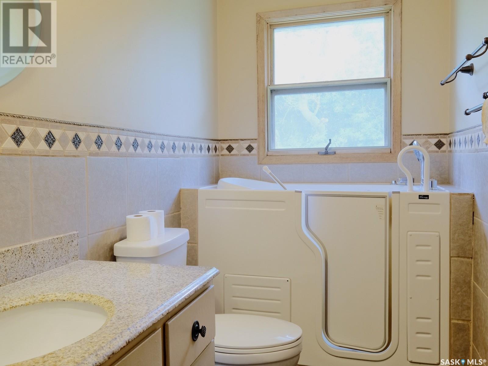 Paradise Lane, Milden Rm No. 286, SK - Indoor