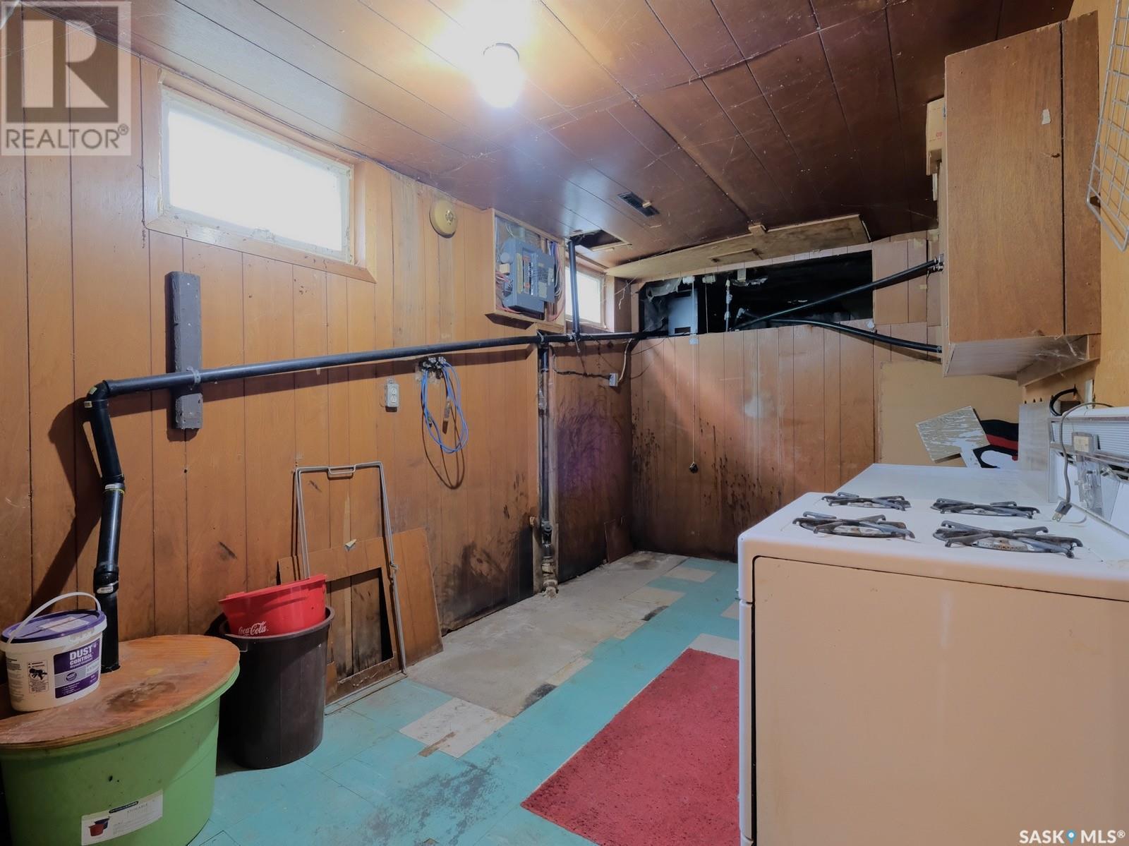 Paradise Lane, Milden Rm No. 286, SK - Indoor Photo Showing Laundry Room