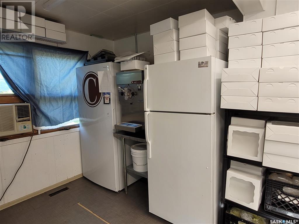 401 Railway Avenue Nw, Watson, SK