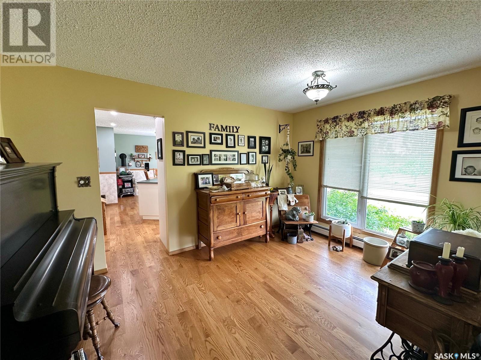 41.3 Acre Acreage Within Town Of Spiritwood Limits, Spiritwood, SK - Indoor