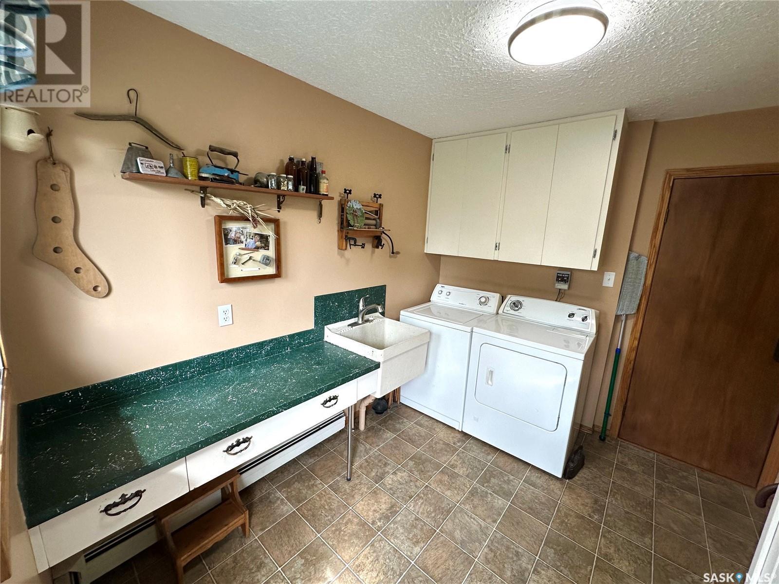 41.3 Acre Acreage Within Town Of Spiritwood Limits, Spiritwood, SK - Indoor Photo Showing Laundry Room